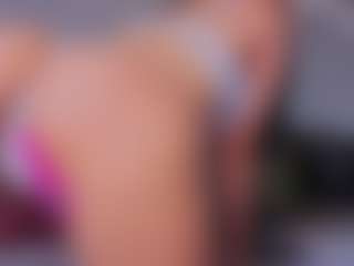 Mia-Oceann's Live Sex Cam Show