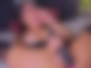 Mia-Oceann's Live Sex Cam Show