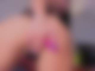 Mia-Oceann's Live Sex Cam Show