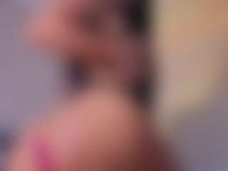 Mia-Oceann's Live Sex Cam Show