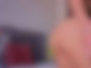 Mia-Oceann's Live Sex Cam Show