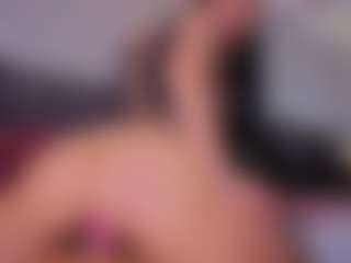 Mia-Oceann's Live Sex Cam Show
