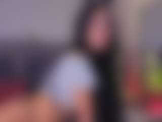 Mia-Oceann's Live Sex Cam Show