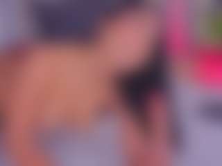 Mia-Oceann's Live Sex Cam Show