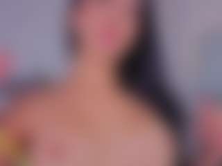 Mia-Oceann's Live Sex Cam Show