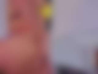 Mia-Oceann's Live Sex Cam Show