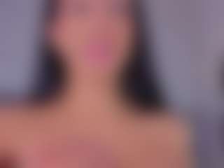 Live cam show with Mia-Oceann - Handjob on chickslive.net