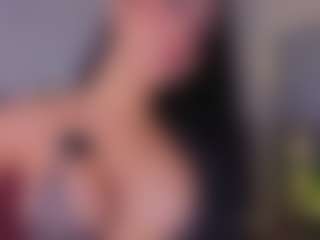 Mia-Oceann's Live Sex Cam Show
