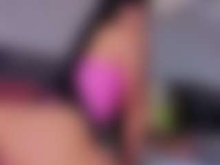 Mia-Oceann's Live Sex Cam Show