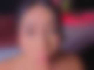 Mia-Oceann's Live Sex Cam Show