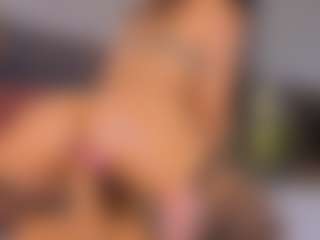 Mia-Oceann's Live Sex Cam Show