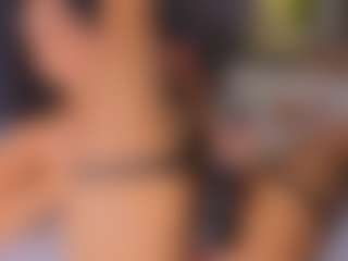 Mia-Oceann's Live Sex Cam Show