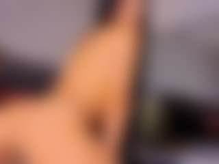 Mia-Oceann's Live Sex Cam Show