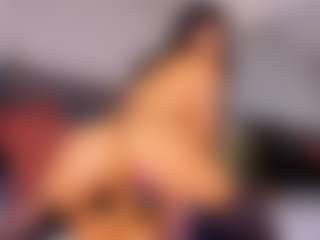 Mia-Oceann's Live Sex Cam Show