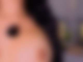 Mia-Oceann's Live Sex Cam Show