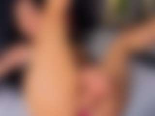 Live cam show with Mia-Oceann - Smooth on xfollow cams