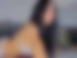 Live cam show with Mia-Oceann - Athletic Blowjob on Streamer API
