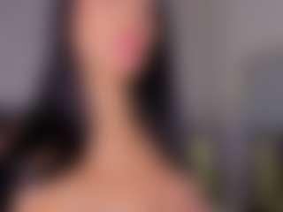 Mia-Oceann's Live Sex Cam Show