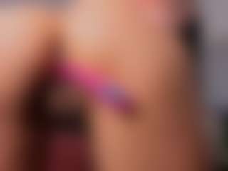 Mia-Oceann's Live Sex Cam Show