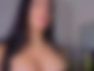 Mia-Oceann's Live Sex Cam Show