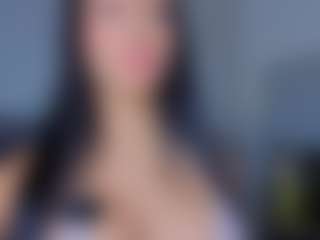 Mia-Oceann's Live Sex Cam Show