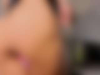 Mia-Oceann's Live Sex Cam Show