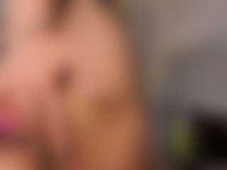 Mia-Oceann's Live Sex Cam Show