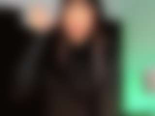 Live cam show with ValentinaMarinn - Brown Eyes on Dolls Live