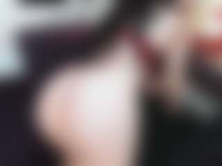 Live cam show with Alixxon1 - Oil on TeamSkeetLive