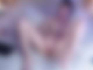 Live cam show with ALICE AND TOM - White on Mixed Magazine Live | colombia
