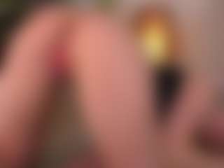 Live cam show with HildaGuyse - Green Eyes on instabang