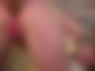 Live cam show with HildaGuyse - Green Eyes on Cam Slut
