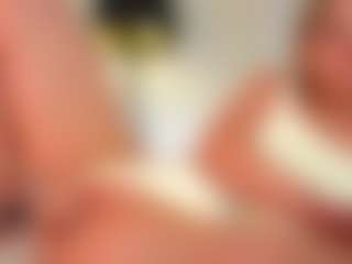HildaGuyse's Live Sex Cam Show