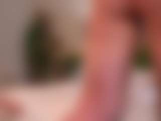 Live cam show with HildaGuyse - Small Tits on SinfulBabes