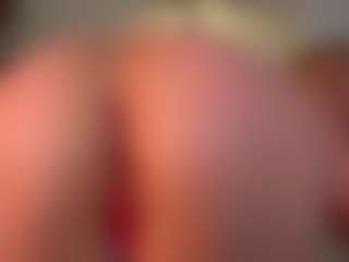 Live cam show with HildaGuyse - Teen (18+) on galaxygirlnitro.com