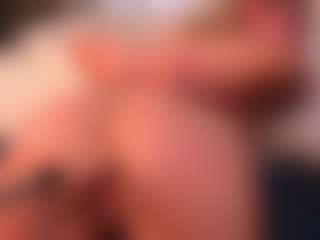 Live cam show with HildaGuyse - Body Massage on Mixed Magazine Live