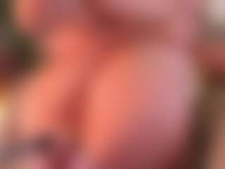 Live cam show with HildaGuyse - Smoking on Chatstar