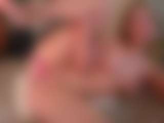 HildaGuyse's Live Sex Cam Show