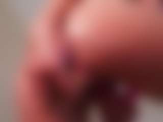 HildaGuyse's Live Sex Cam Show