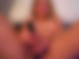Live cam show with HildaGuyse - Fuck Machine on CamSodaAdn