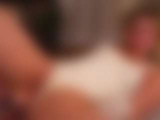 Live cam show with HildaGuyse - Athletic Young Adult on SpankPalCams