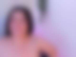 Live cam show with JulietaKane - Creampie on SmokeAndPoke