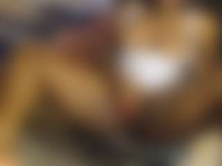 mia-tease's Live Sex Cam Show