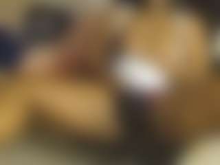 Live cam show with mia - Deepthroat on xxxlivecams.org