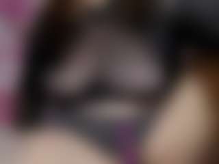 Candy-juli27's Live Sex Cam Show