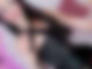 Live cam show with Miranda_angel - Smoking on Camsoda