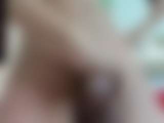 Live cam show with LiliElbe22 - Smoking on Camsoda