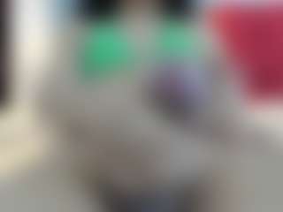 Live cam show with LiliElbe22 - Smoking on Camsoda