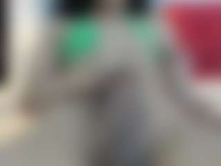 Live cam show with LiliElbe22 - Smoking on Camsoda