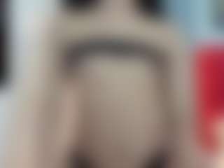 Live cam show with LiliElbe22 - Smoking on Camsoda